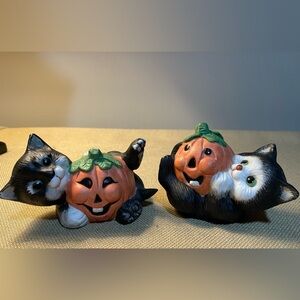 Set of 2 Vintage Porcelain 3” Tall Halloween Kittens, Cats Figurines